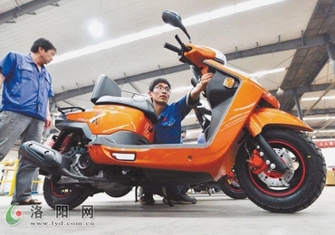大阳推出国内首款商务踏板摩托车