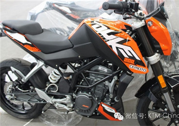 KTMR2R 200 Duke首次交付完成