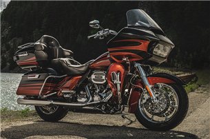 公路滑翔CVO 2015 ROAD GLIDE