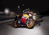 中量级公路赛全系评测之本田CBR600RR