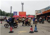 摩托大军温暖返程路 志愿者坚守到最后