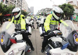 来宾城警“摩托军团”正式上岗