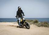 Ducati Scrambler 享受夏日骑乘的乐趣