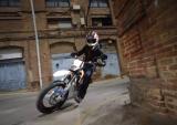 电动“轮滑”：2016 KTM E-SM