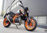 2016 KTM 690 Duke R足料更好玩