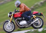 复古racer 海外试驾2016款凯旋Thruxton