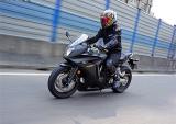 四缸跑旅多重享受 本田CBR650F ABS