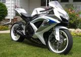稍逊风骚 铃木GSX-R