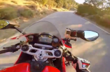 山路对飙 宝马M4 VS 杜卡迪 959 Panigale