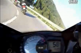 雅马哈街车xjr1300 VS 铃木 k6