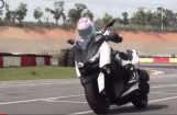 雅马哈赛道评测 XMAX 300