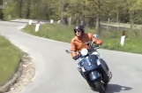 古典绵羊Vespa GTS 300ie 摩托车