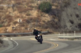 雅马哈 XSR700 美媒详细评测(中文字幕)