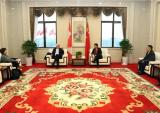 加拿大驻华大使John McCallum访问万丰集团