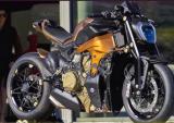 Ducati新型街车 V4 Penta 意大利摩托车设计巅峰之作