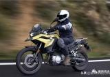 宝马2019 版F750GS运动摩托车