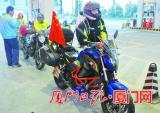 “90后”骑摩托回家过年，骑行只为体验生活