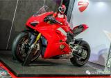 来自MotoGP的赛道结晶 杜卡迪Panigale V4R交车