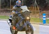 KTM在欧洲道路上测试新款ADV