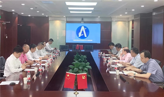 萬豐集團陳濱總裁會晤民航華東空管局局長余波