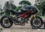 杜卡迪红魔改装Cafe Racer