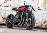 雅马哈XJR 1300 CAFÉ