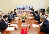万丰航空与中国民用航空飞行学院签署战略合作协议