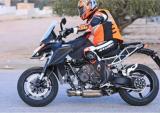 KTM 1290 Super Duke GT 2021款路试车曝光