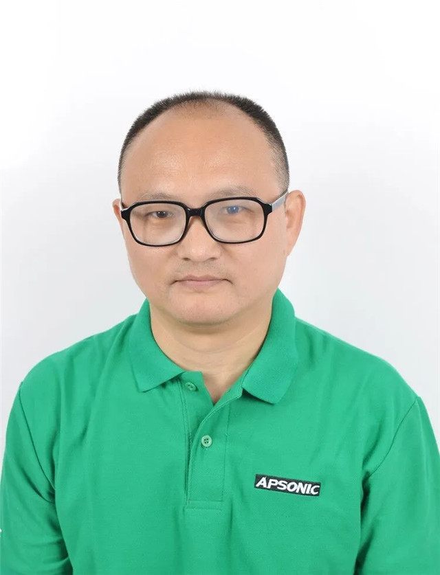 德誠國際集團舉辦海外工作十年員工王天卓表彰獎勵大會