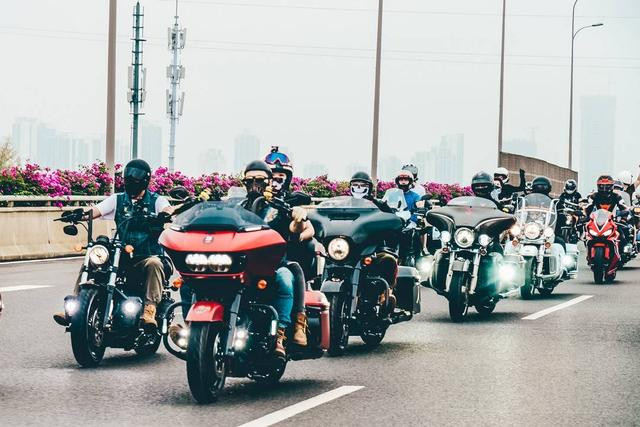 百臺哈雷摩托車齊聚成都 竟是為它而來