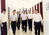 科技部副秘书长贺德方一行考察万丰集团