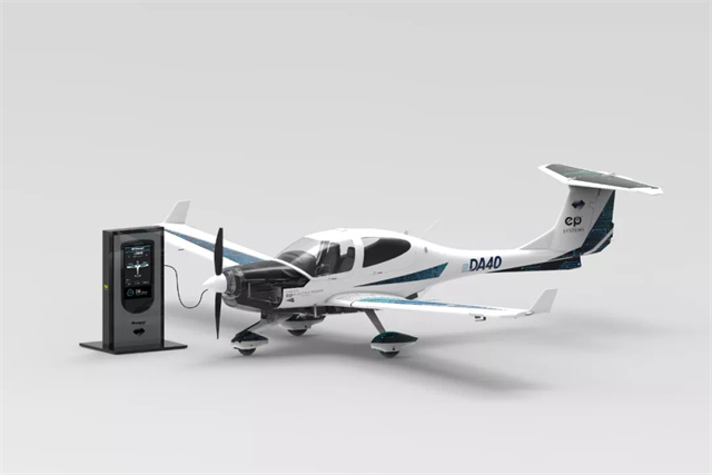 萬豐鉆石DA40電動飛機項目正式全球發布