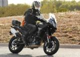 KTM 890 ADV SMT曝光，取消侧置油箱，强调重运动性