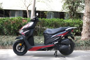 VRS125标准ABS版