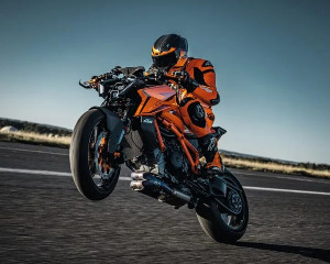 2024 KTM 1390 SUPER DUKE R 发布