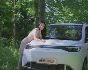 金彭·甄冠首批车交付成功，热销模式澎湃开启！