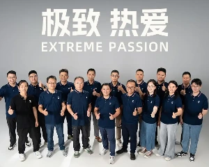 极致热爱 从未离开：张雪机车官宣登录2024中国摩博会