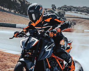 KTM3月焕新周，每满200减30