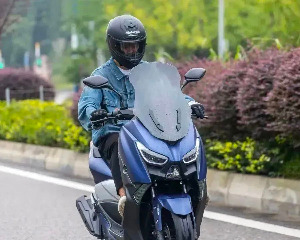 都市驭浪者蓝鲟  力帆高性价比踏板新标杆