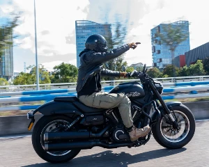 颜值与性能兼具丨美式巡航新势力QJMOTOR闪600 V2评测